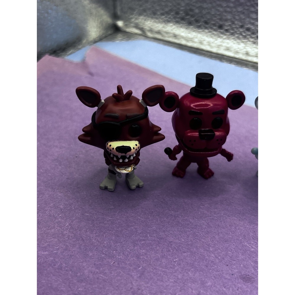 Funko Five Nights at Freddy's FNAF 6 Figures Mini 1.5" Foxy Freddy Golden Chica - Picture 2 of 10